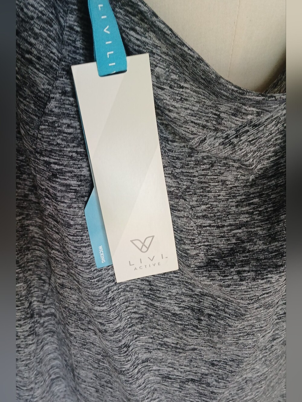 Livi Active Graphic Split Back Tank Top - Picture 5 of 7